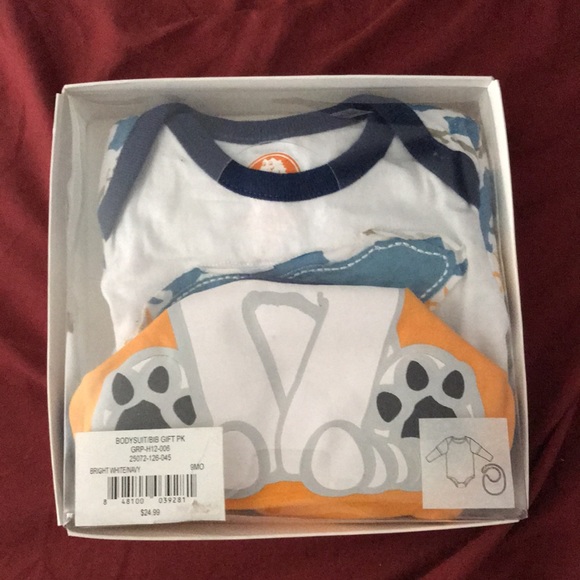 NWT CROCS Bodysuit/Bib Set - Picture 6 of 6